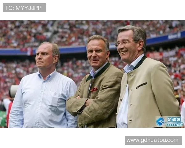 足球明星亲自邀请粉丝乘坐豪车共度美好时光引发热议