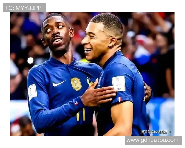 激怒英国足球明星的视频引发热议球迷反应不一